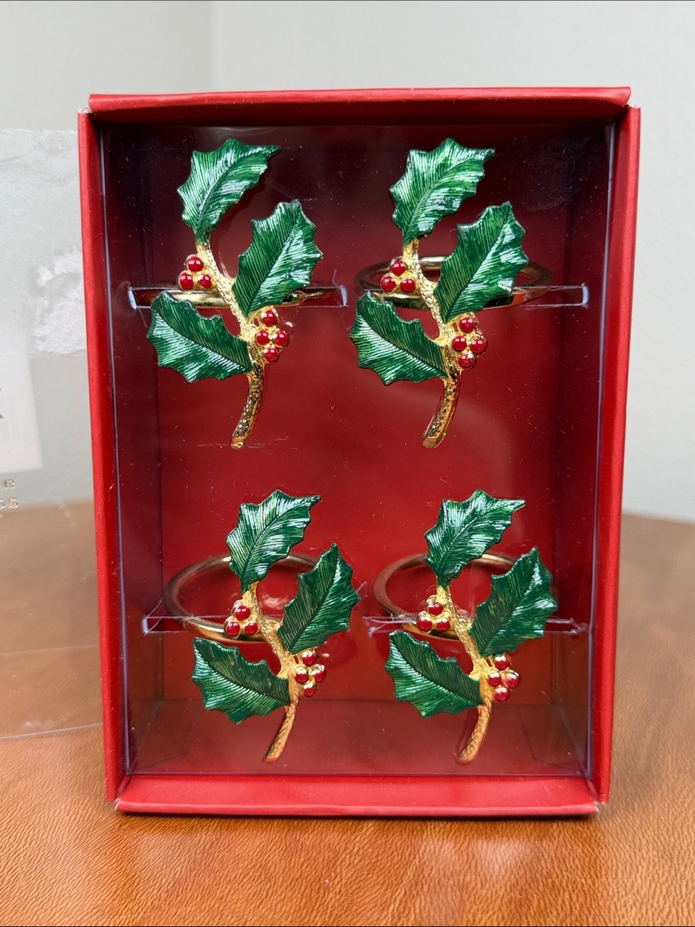 4 Lenox Holiday Dimension christmas holiday Napkin Rings holly berry table
